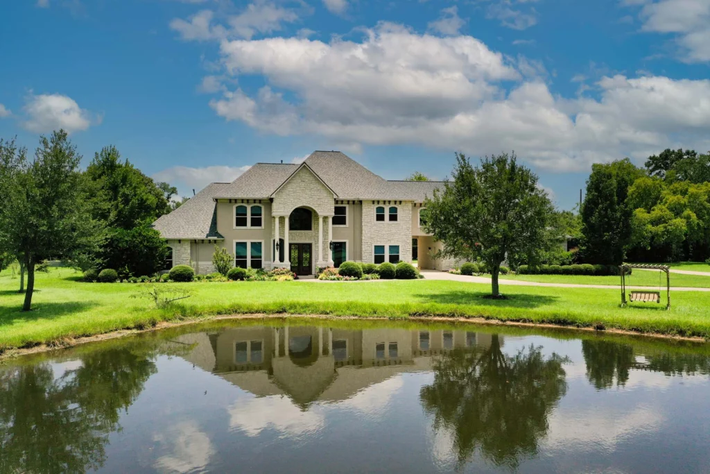 Exterior Home Photos | Rockbait Real Estate PHotography